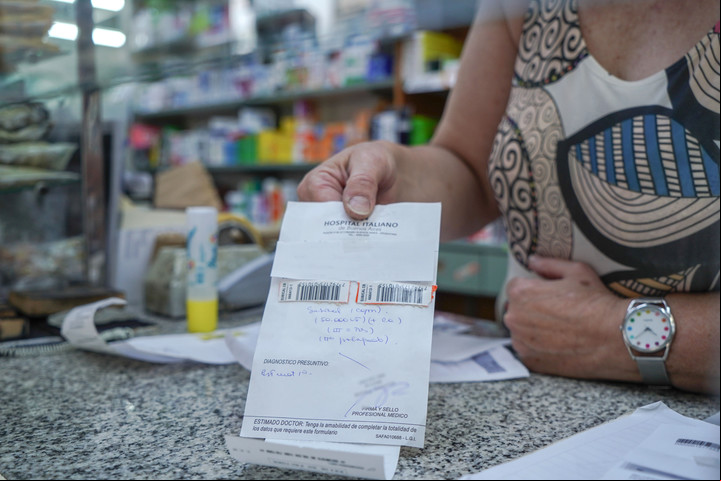 La receta manual dejará de existir en las provincia que adhieran a la nueva norma. Foto: Mario Quinteros