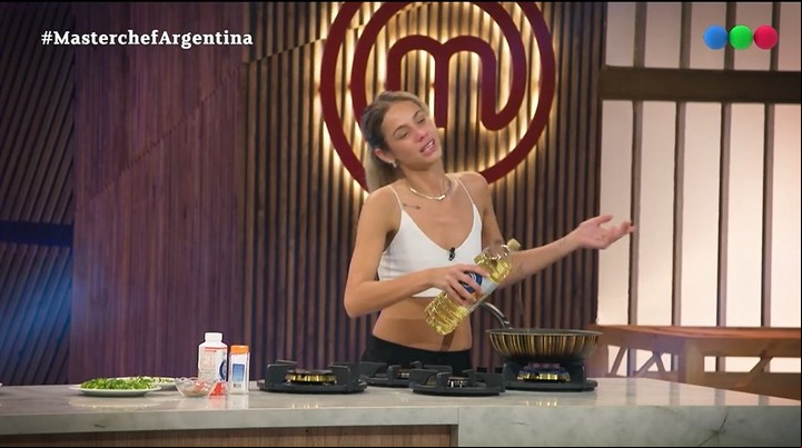 Belén sorprendió con su pollo al verdeo y su historia de vida. Captura TV