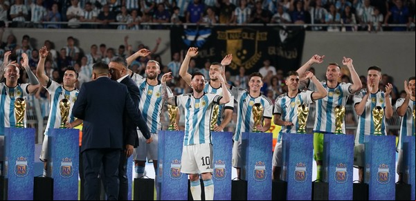 La Selección Argentina, a tiro de Brasil: ¿qué necesita para quedar 1° en el ranking de la FIFA?