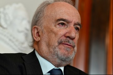 Al final no bloquearán el significado ofensivo de "judío" en el sitio web de la RAE pero hay una sorpresa