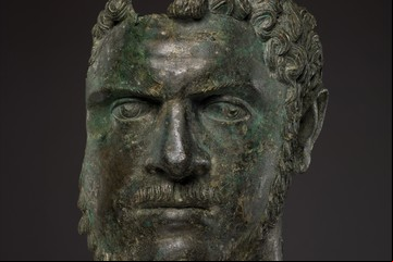 Incautan en el Met la estatua sin cabeza de un "emperador romano