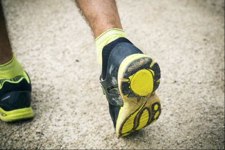 Unas buenas zapatillas para correr, son claves para el ejercicio. Foto Shutterstock.