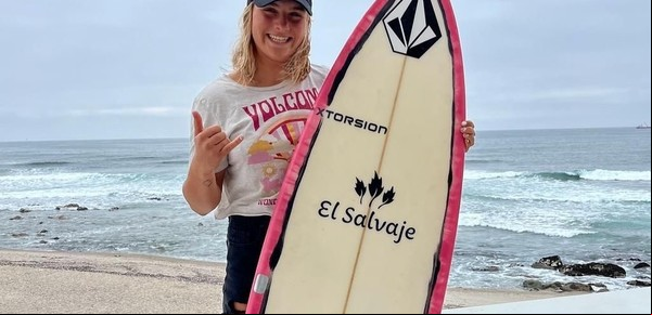 Vera Jarisz, la surfista prodigio que usó el mar como patio de su casa y fue campeona del Sudamericano Sub 18