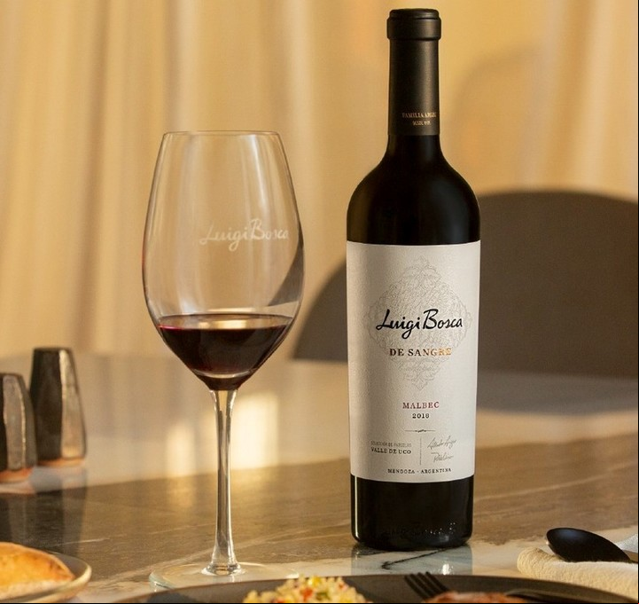 Aprovechar este beneficio permite disfrutar del vino argentino en su máxima expresión, acompañando cada comida con el sabor justo. Foto: Archivo Clarín.