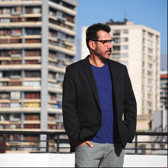 Alberto Fuguet: Santiago, capital de caos, submundos y trap