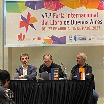 Luis Gusmán celebró los 50 años de "El frasquito", novela de culto de los '70