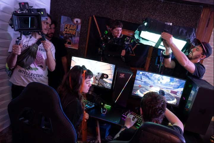 Una escena de la grabación de "Gamer", la serie de Flow sobre videojuegos.