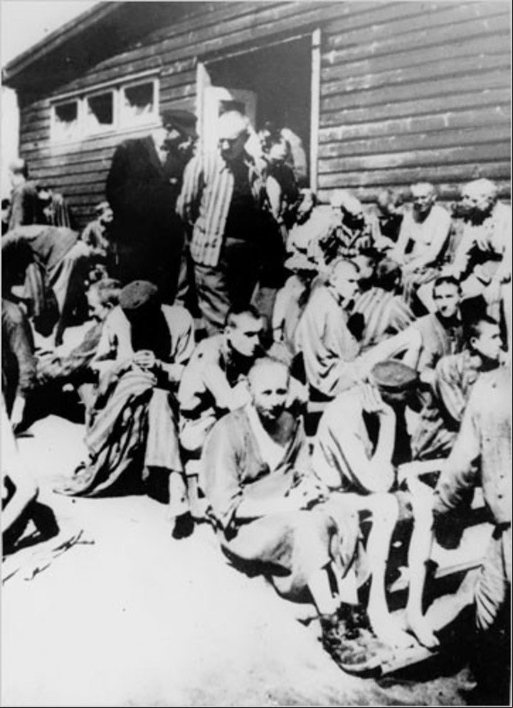 Prisioneros en el campo de concentracion de Mauthausen (AP).