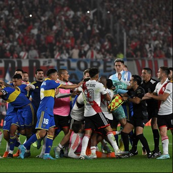 Escándalo Superclásico: se reveló un video con la provocación de otro jugador de River que no se vio y omitió el VAR