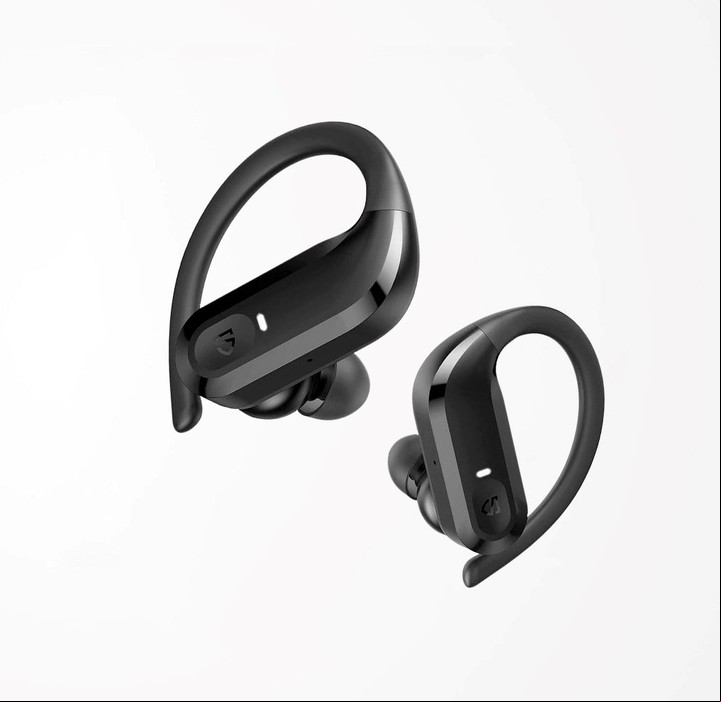 True Wireless. Inalámbrico. Formato clip ear. Con una batería que dura cinco horas. Resistente al agua con clasificación IPX7. $ 15.699.