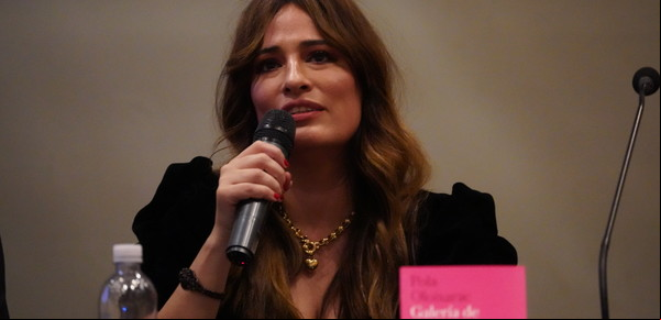 Pola Oloixarac en la Feria del Libro: "El grupo de Milei está lleno de cripto-kirchneristas reconvertidos"