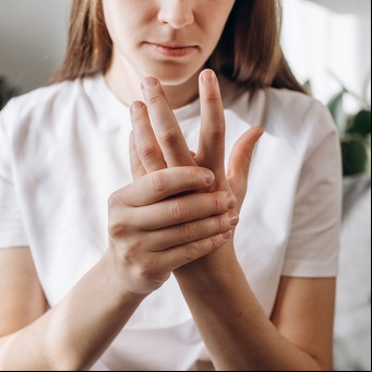 Esclerosis múltiple: por qué crecen los casos y afecta más a las mujeres 