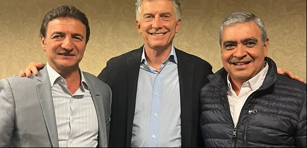 Mauricio Macri vaticinó un derrumbe K, y balotaje entre Juntos por el Cambio y Javier Milei