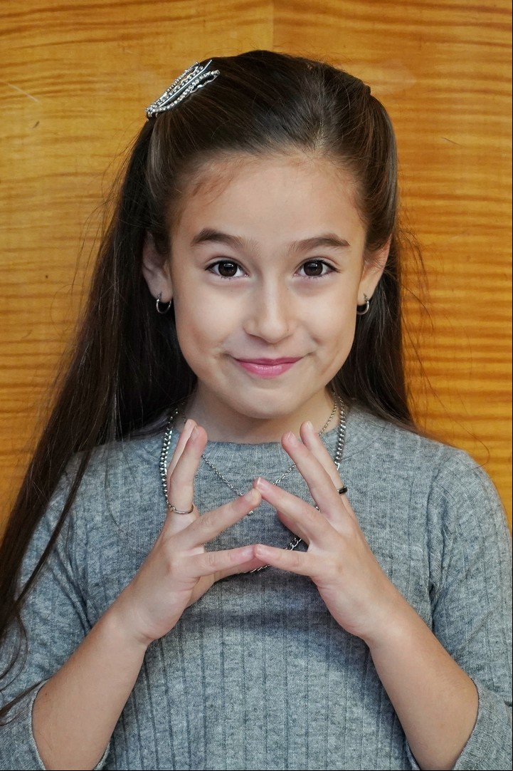 Victoria cuenta que vio la película de Netflix, el musical con Emma Thompson como Tronchatoro.