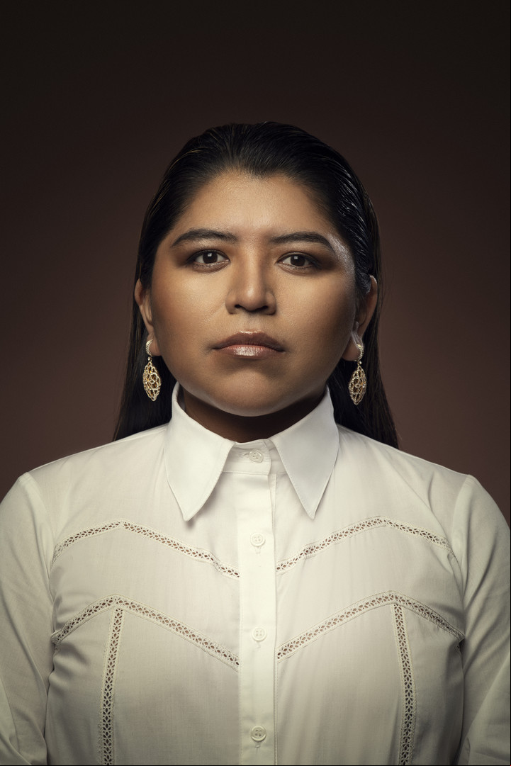 Belleza Marrón: Fotografías de Alejandra López, con estilismo de Jorge León. Foto Alejandra López
