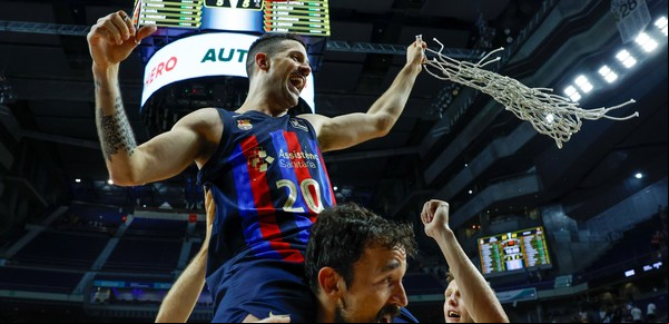 Laprovíttola completó la vitrina en España: ganó su primera Liga ACB con el Barcelona, en casa del Real Madrid