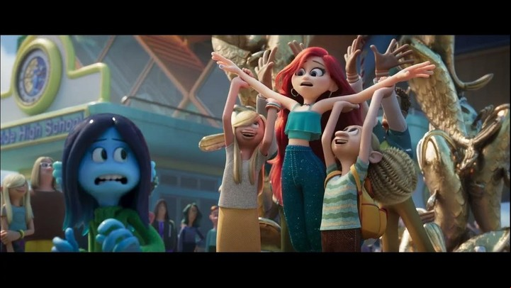 Cuando llega la sirena, parece que va a ser gran amiga de Ruby. Pero...