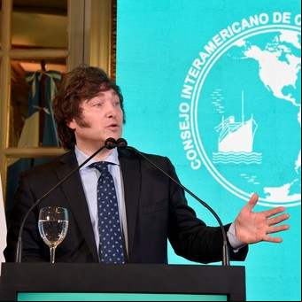 ¿Democracias antipolíticas o la antipolítica contra las democracias?