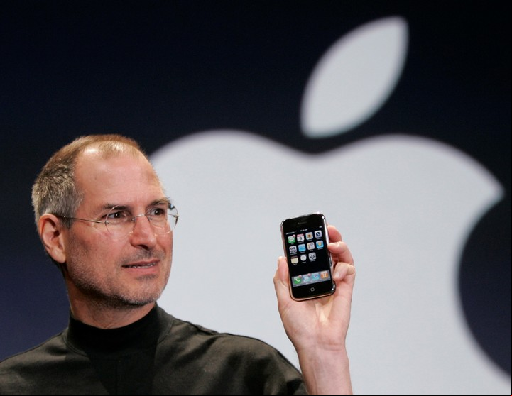 Un baby boomers inmortal. Steve Jobs, nacido en 1955, fue el creador de Apple y de los precursores Ipad y Iphone./
(AP Photo/Paul Sakuma)