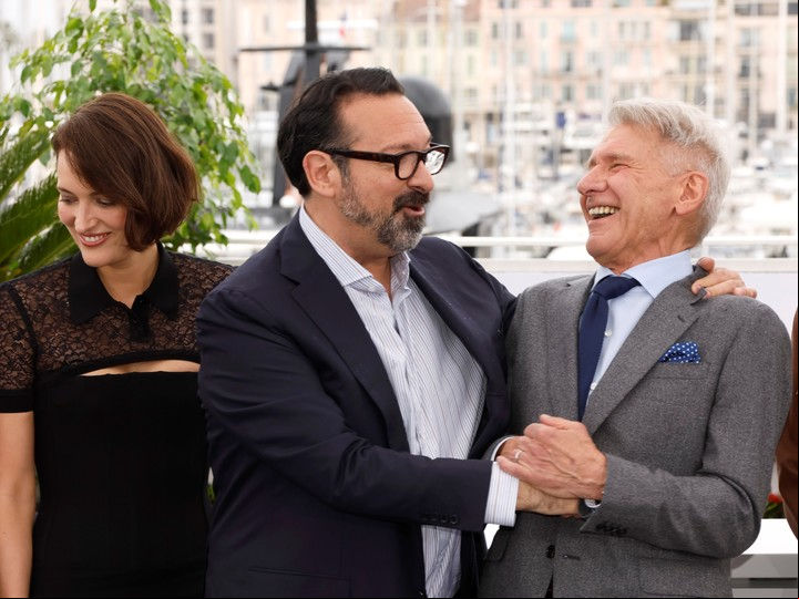 Phoebe Waller-Bridge, Mangold y Harrison Ford cuando presentó la última de Indiana Jones, en el Festival de Cannes. Y ahora se viene la nueva de "Star Wars". Foto AP