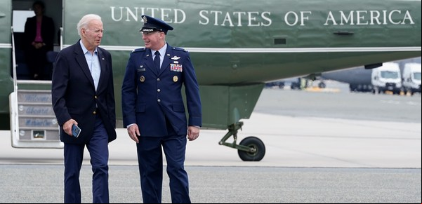 Joe Biden llegó a Europa para una esperada cumbre de la OTAN que tratará el ingreso de Ucrania