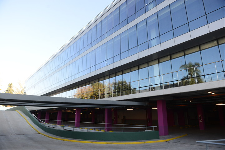 El proyecto tendrá 42.000 m2 de superficie. Foto: Luciano Thieberger.