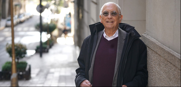 Carlos Waisman: "El declive argentino empezó en los 40, pero se puede salir si se abre la economía"