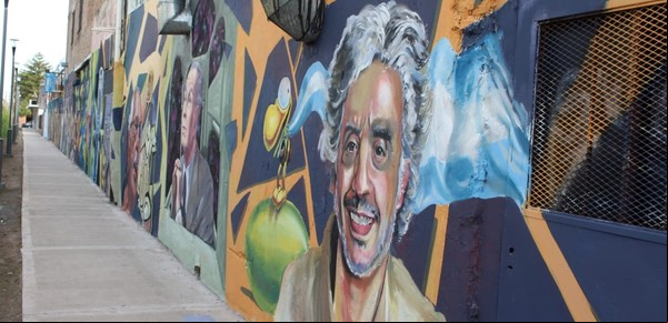El pasaje con murales de los personajes más famosos de Brown