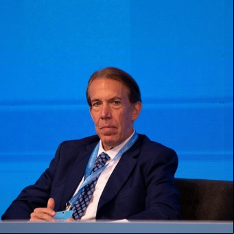 Chris Painter, experto en seguridad informática: "Un ciberataque no es sólo un problema técnico"