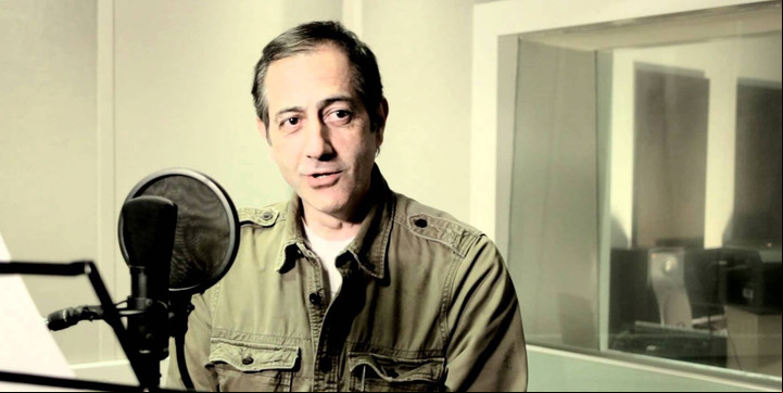 Cuarenta y cinco años junto al micrófono, Ricardo Martínez Puente.
