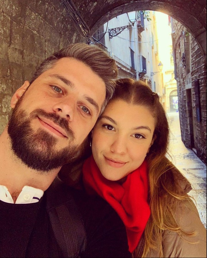 La pareja comparte en sus redes muchas fotos de sus viajes.
