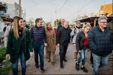 El raid de Diego Santilli en el conurbano: 16 horas de campaña, con promesas contra el "abandono" y la inseguridad