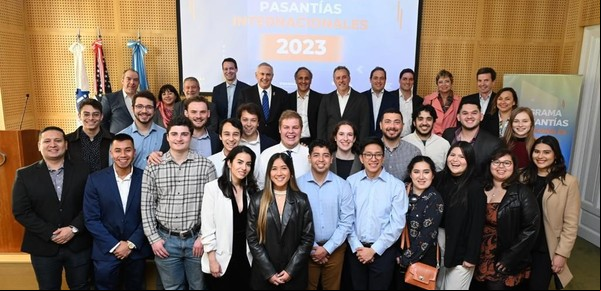 Pasantías de estudiantes de EE.UU. en petroleras argentinas