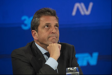 La devaluación: una montaña de costos fuertes y ningún beneficio