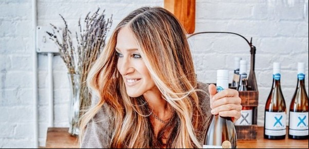 Para fans de Sex and the City: cuánto sale el vino de Sarah Jessica Parker y cómo conseguirlo