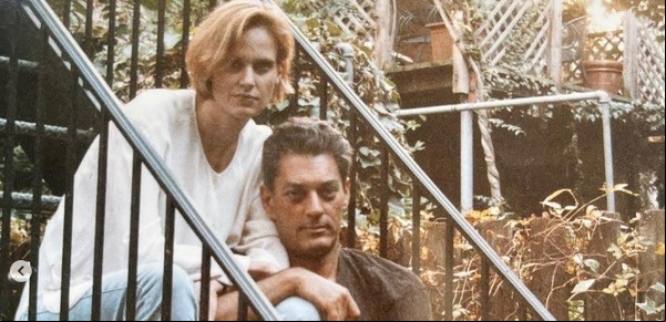 La esposa de Paul Auster reveló cómo fueron las últimas horas de su marido y se quejó por la filtración de la noticia de su muerte