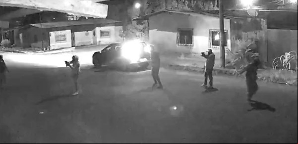 Delincuentes olvidaron lanzar una granada y explotó dentro de su auto: cuatro muertos en Ecuador