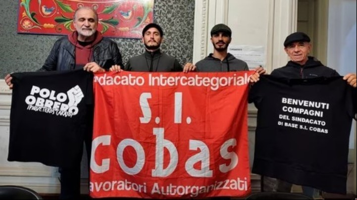 Piqueteros italianos junto a Eduardo Belliboni, líder del Polo Obrero.
