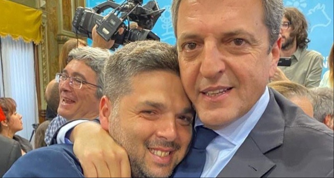Sergio Massa sumó al Frente Renovador a Facundo Albini, hijo de Claudio, el ex director de Personal de la Legislatura Bonaerense.