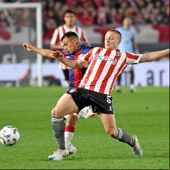 Estudiantes y San Lorenzo empataron en un partido con mucha pierna fuerte y poco fútbol 