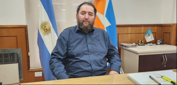 "Para mí era sal del Himalaya", la curiosa defensa del funcionario echado por transportar "droga zombie" en Chubut