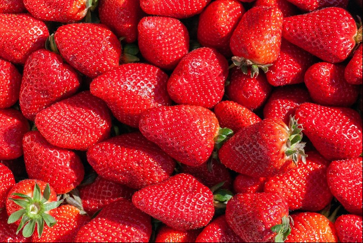 Las frutillas aportan gran cantidad de vitamina C.
