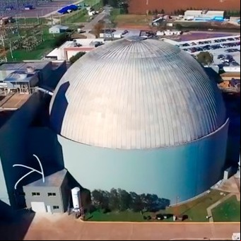 Santiago Caputo descabeza la cúpula de las centrales nucleares y busca interesados en la privatización