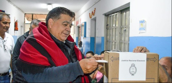 Nueva encuesta: la crisis pega fuerte en el Conurbano y cae la imagen de 16 intendentes