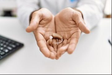 La crisis por los faltantes en la salud: 6.000 personas en lista de espera por un aparato que mejora su calidad de vida 