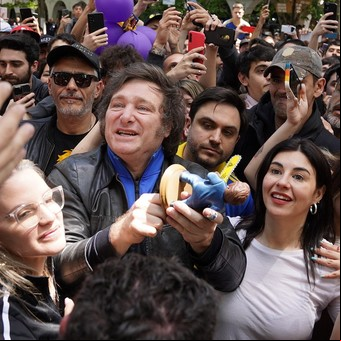 Caravanas, solo tres voceros y el ajuste de la fiscalización con el PRO: Javier Milei ajusta la campaña rumbo al balotaje