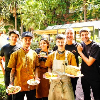 Un nuevo restaurante escondido en uno de los jardines más hermosos e históricos de Buenos Aires