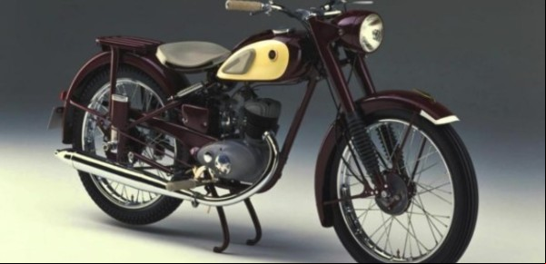 La increíble historia de los nombres de las marcas de motos