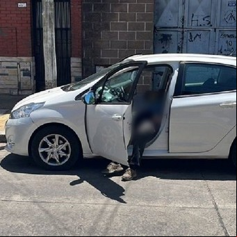 Motochorros asesinaron de un disparo en la cabeza a un jubilado de 75 años para robarle el auto en Ramos Mejía