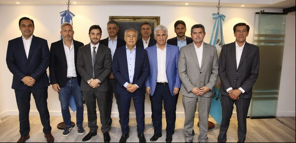 Ultimátum de los gobernadores de Juntos: sólo aceptan retomar el diálogo si los recibe Milei